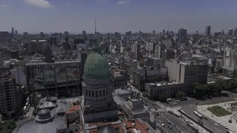Drone orbits in 360 around the National Congress with the city skyline Video stock 296859167