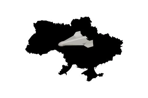 A drone over a black outline of a map of Ukraine symbolizing an attack and .. Illustrazione stock
