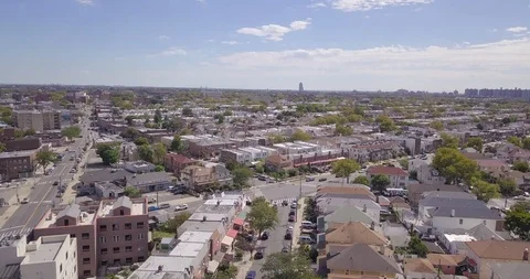 Drone over Brooklyn to face straight down over streets and buildings 動画素材 95613945