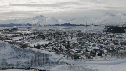 Drone over Valdez 動画素材 305341330