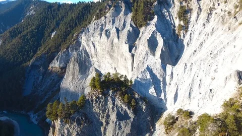 Drone over wild rocks Vídeo Stock 90762370