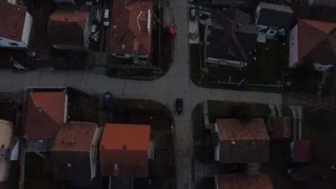 Drone Overhead Tracking Shot Of Car Driving In The Street Late Evening Vídeos de archivo 201489743