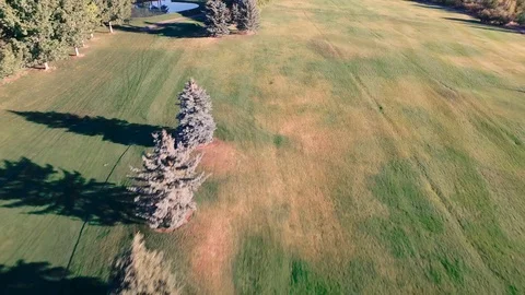 Drone pan over course Stock-Footage 105605978