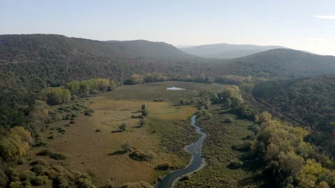 Drone panorama of a valley with a river in the mountains near trieste Video stock 263604059