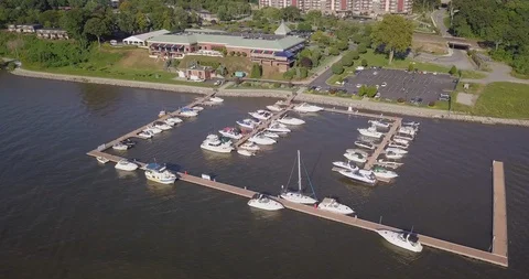 Drone parallax close over small marina on the Hudson river Stock Footage 95150720