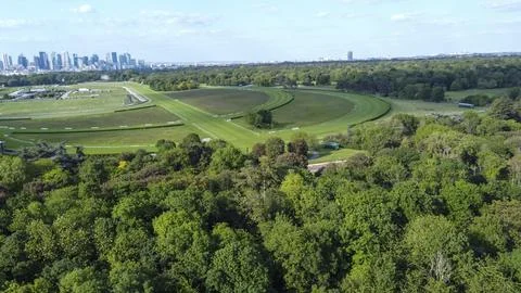 Drone point of view on Paris with district and Bolulogne forest and racing field Foto stock