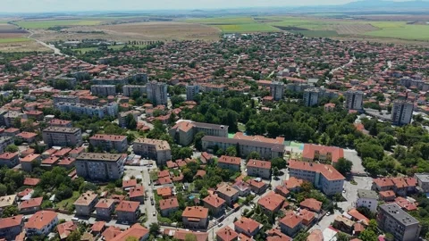 Drone pull-out over residential neighborhood in Chirpan Bulgaria Stockbeeldmateriaal 345172814