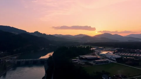 Drone push in above dam and reservoir Stock Footage 330545617