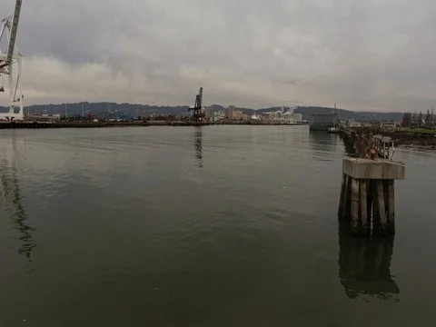 Drone push over water Alameda shipyard 動画素材 80744926