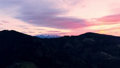 Drone reveal mountain at sunset Stock-Footage 331982151