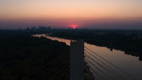 The drone rises above the Siekierkowski Bridge in Warsaw. Stock-Footage 114134524
