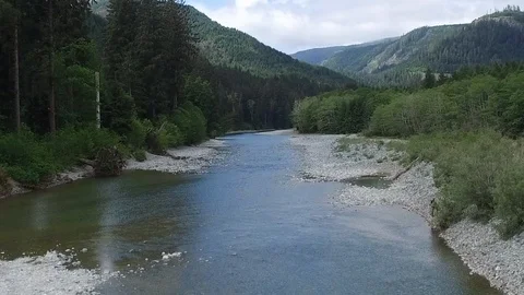 Drone Rising Shot River  Stock-Footage 92176152