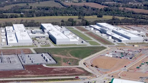 Drone of scalable DataCenter buildings, big tech computing Video stock 323425777