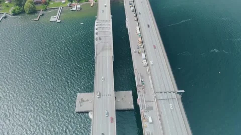 Drone seattle to bridge 29.97 Video stock 212454738