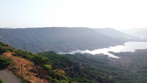 Drone shot of backwaters of a Dam during daytime 4K60 库存影片 332893233