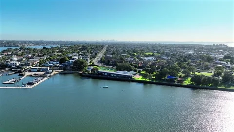 Drone shot flying toward a large road in San Souci, Sydney, Australia 스톡 동영상 341144899