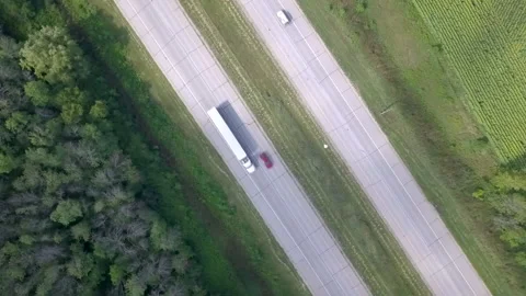 Drone shot of a freeway Vídeo Stock 160054553