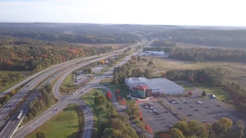 Drone shot of highway 스톡 동영상 125778511