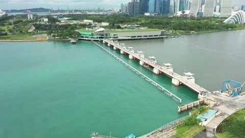 Drone shot of Marina Barrage different water colour, Singapore Stock Footage 151567077