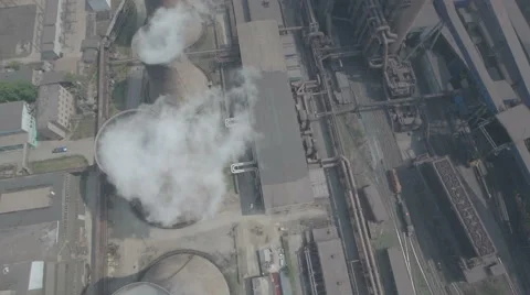 Drone shot massive air pollution, coal fired power station, steel factory China 動画素材 67515512