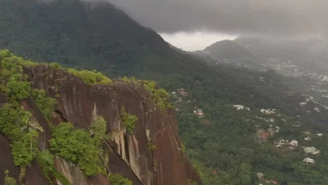 Drone shot: Mountain top of Copolia trail. Location: Mahe island, Seychelles 動画素材 106499059