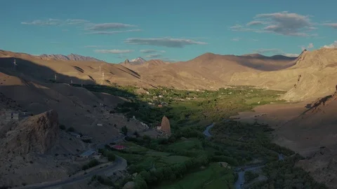 Drone shot of mulbekh valley during sunset time Видео 121663276