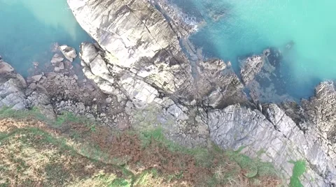A drone shot of the ocean from directly overhead Video stock 57389979