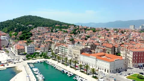 Drone Shot Of The Old Town Of Split 스톡 동영상 138910138