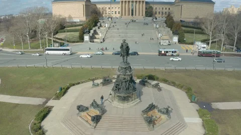 Drone Shot Orbiting Washington Monument in front of Philadelphia Museum of Art Stock Footage 128723253