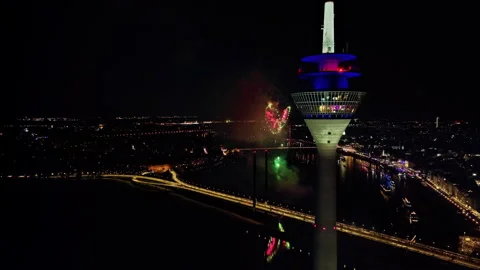 Drone shot over the old town of Düsseldorf, Rhine river and the fireworks.22 스톡 동영상 220339890