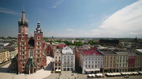 Drone shot, pan, the main square of the Old Town of Krakow, Stock Footage 192430564