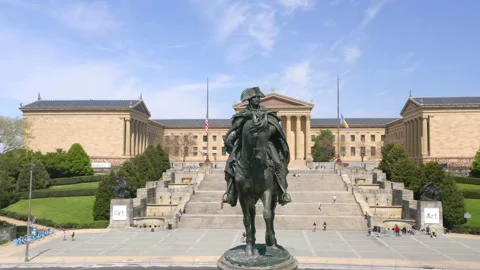 Drone shot Philadelphia Art Museum Washington Monument Statue Sunny Stock Footage