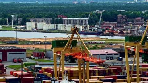 Drone shot of a seaport container terminal, with a parallax effect Stock-Footage 314485840