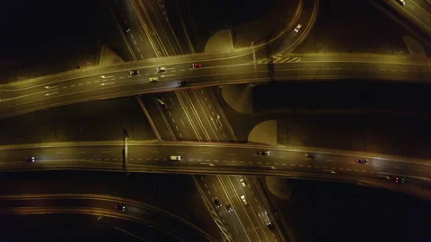 Drone shot from top view on a night freeway with bridges and viaducts. Vídeo Stock 200847528