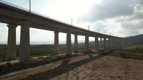 Drone Shot of a train crossing a bridge in Israel 库存影片 268727669