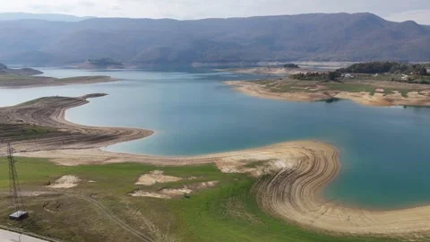 Drone Shot of the Winding Blue Channels at Lake Rama Vídeo Stock 331886830