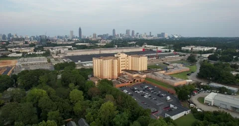 Drone side ascend of Fulton Jail 動画素材 248905484