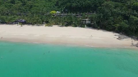 Drone Side Flyover Secluded Beach Near Banana Beach Phuket Vídeos de archivo 332115838