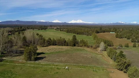 Drone of Snow Mountains Stockbeeldmateriaal 107633385