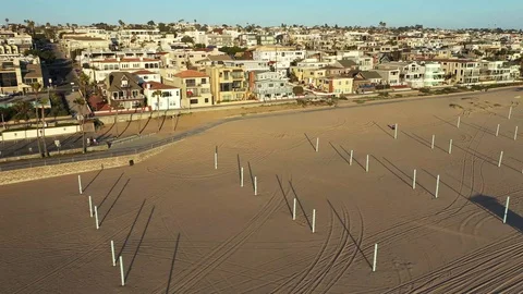 Drone at sunset of empty California beaches during Corona Virus Pandemic Video stock 127610240