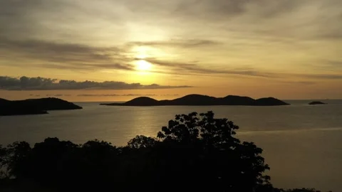 Drone at Sunset looking out to islands in the Torres Strait. Stock Footage 318641074