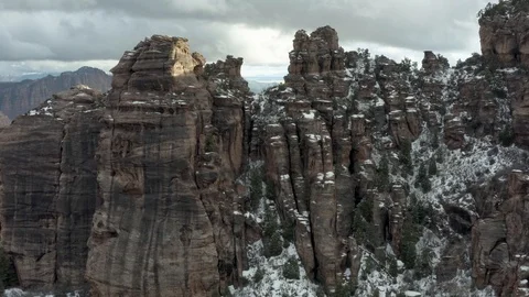 Drone Through Mountain Gateway Video stock 127250628