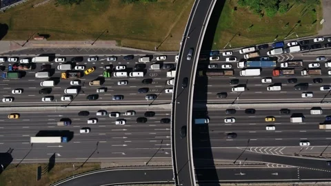Drone top-down view of multilane highway congestion Vidéo 321370382