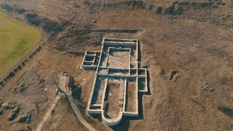 Drone top view The ancient Thracian city of Kabyle, Kabile or Cabyle in Bulgaria Vidéo 127377329