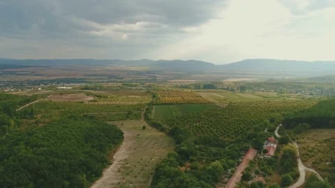 Drone top view Hankrumovski Rock-monastery (Shumen plateau, Bulgaria) Vídeo Stock 167723663