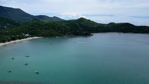 Drone Tracking Boat Cruising Along Thong Nai Pan Beach, Koh Phangan, Thailand Stock-Footage 337561544
