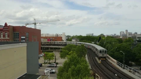 Drone Tracking Subway Train in Chicago Neighborhood, Low Angle, Birds Eye Aerial 스톡 동영상 132538111
