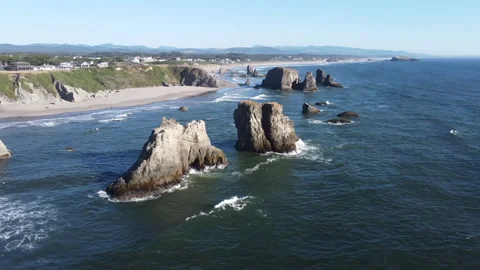 Drone Trolly and Rotating View of Face Rock Park in Bandon Beach, Oregon Stock Footage 226032794