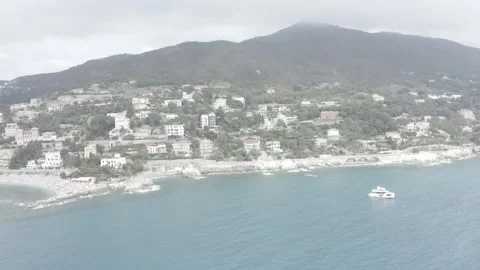 DRONE VARAZZE COAST 2 库存影片 240129665