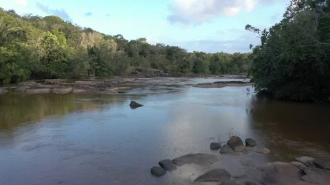 Drone very close to a river 5 動画素材 127555426